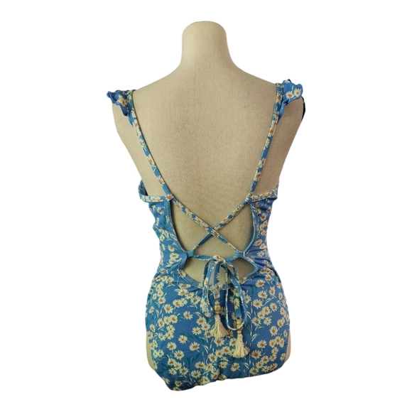 đź’•Jessica Simpson daisy print swimsuit with ruffles - Picture 4 of 6